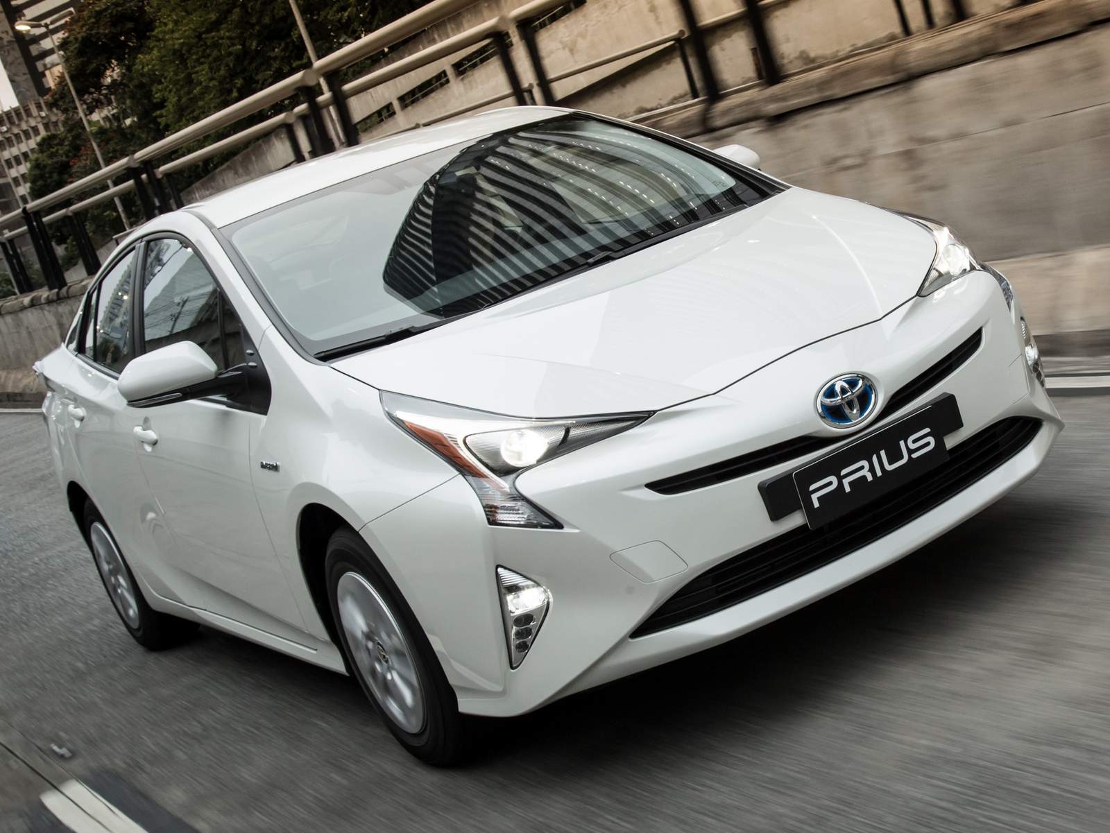 Carros na Web, Toyota PRIUS