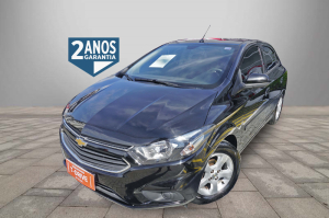 Chevrolet Onix 2015 em Blumenau - Usados e Seminovos
